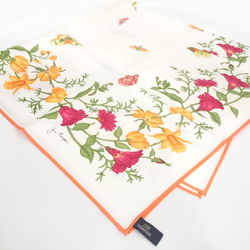 スカーフ 花柄(白・オレンジ) － SCARF FLOWER DESIGN WHITE&ORANGE
