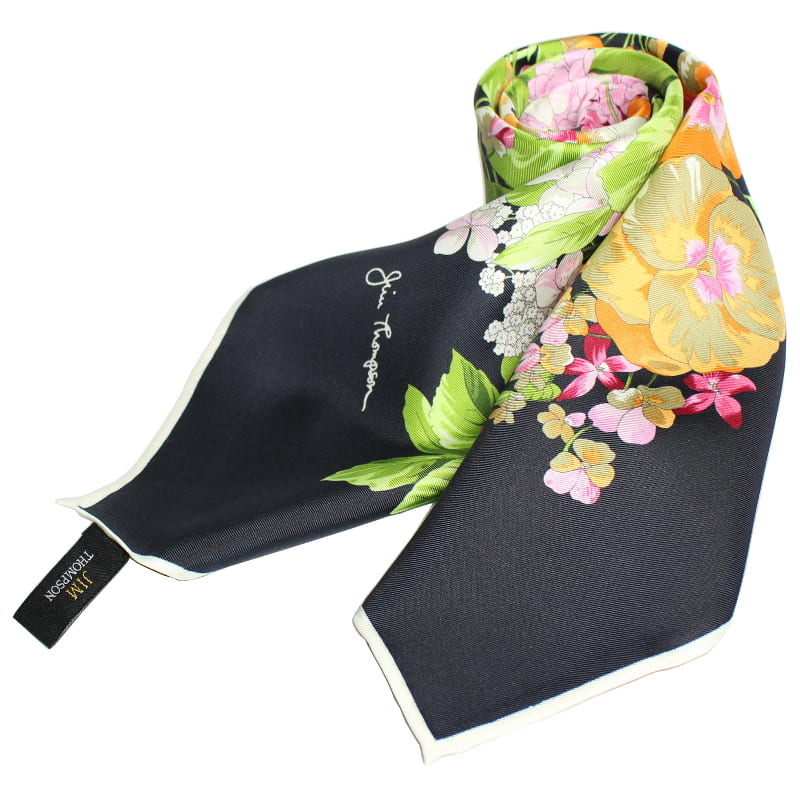 スカーフ 花柄（黒） － SCARF FLOWER DESIGN