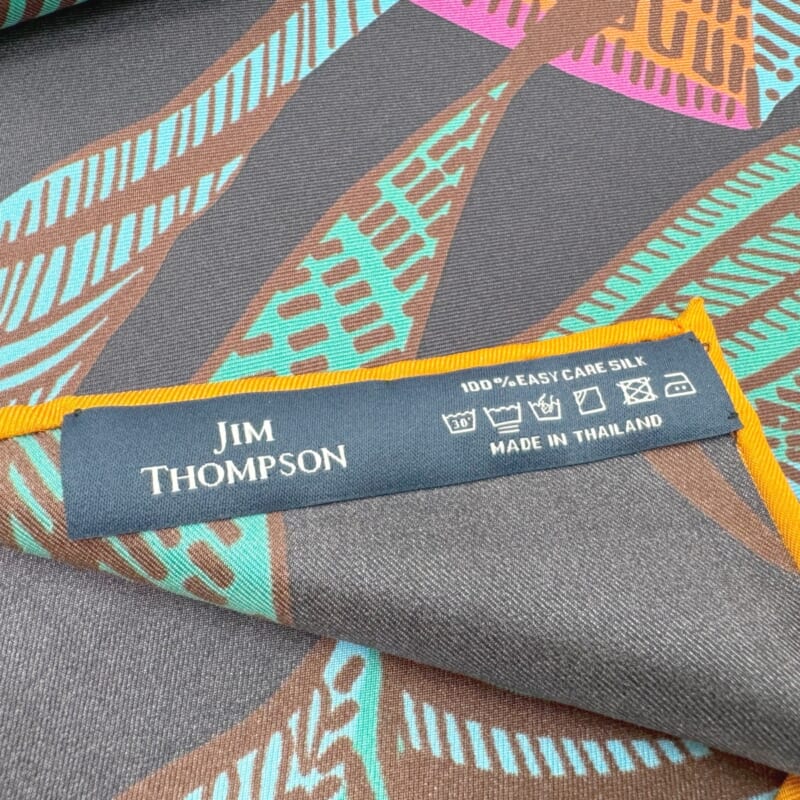 ジムトンプソンスカーフ（Jim Thompson scarf）-植物柄（黒色）-JTS_S003
