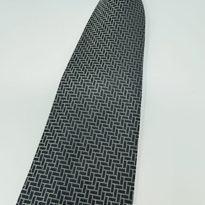ジムトンプソンネクタイ（Jim Thompson necktie）-パターン柄・黒