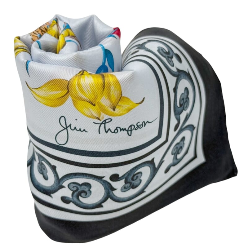 ジムトンプソンスカーフ（Jim Thompson scarf）-花柄｜ホワイト・濃紺