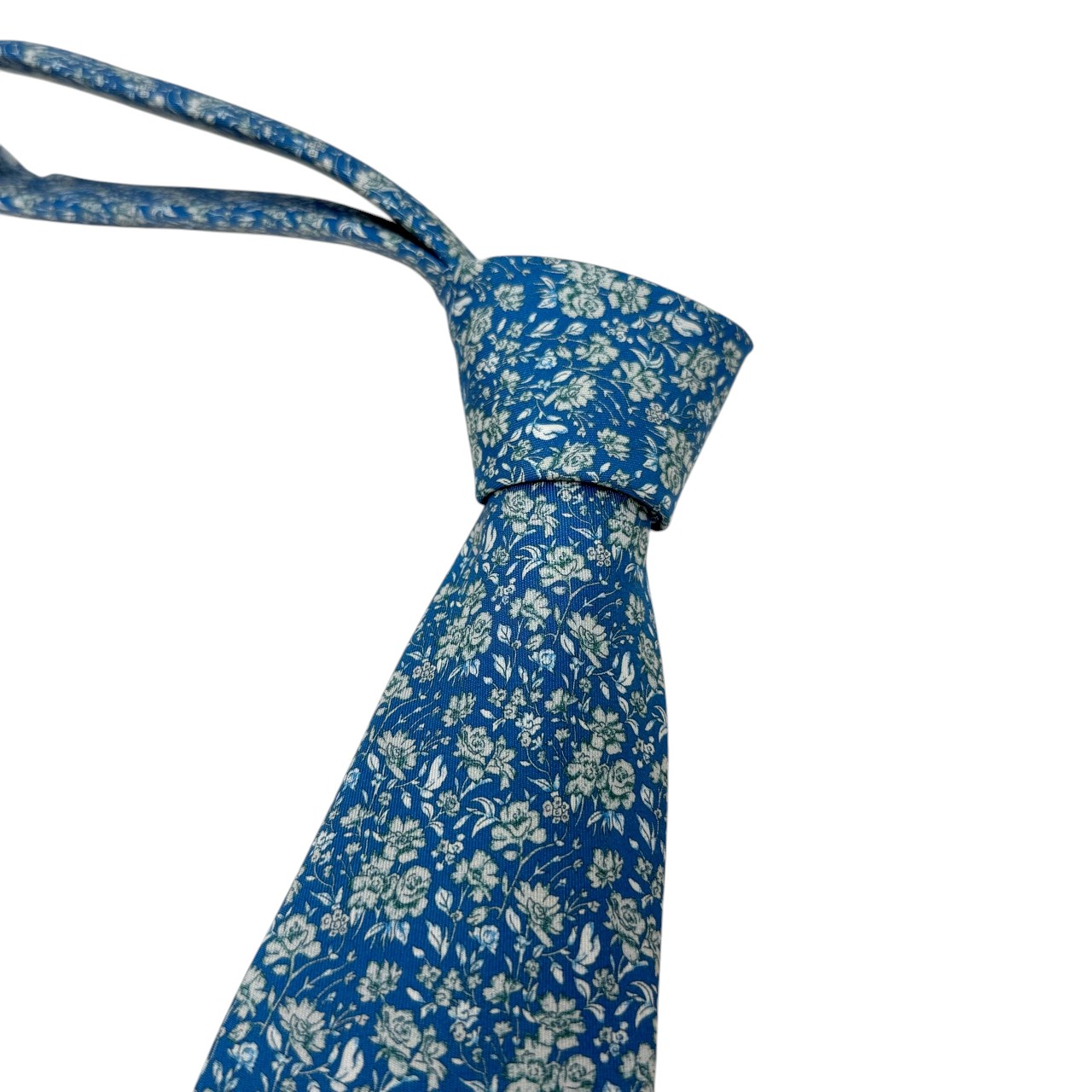 ジムトンプソンネクタイ(Jim Thompson necktie)ボタニカル柄|ブルー・ホワイト