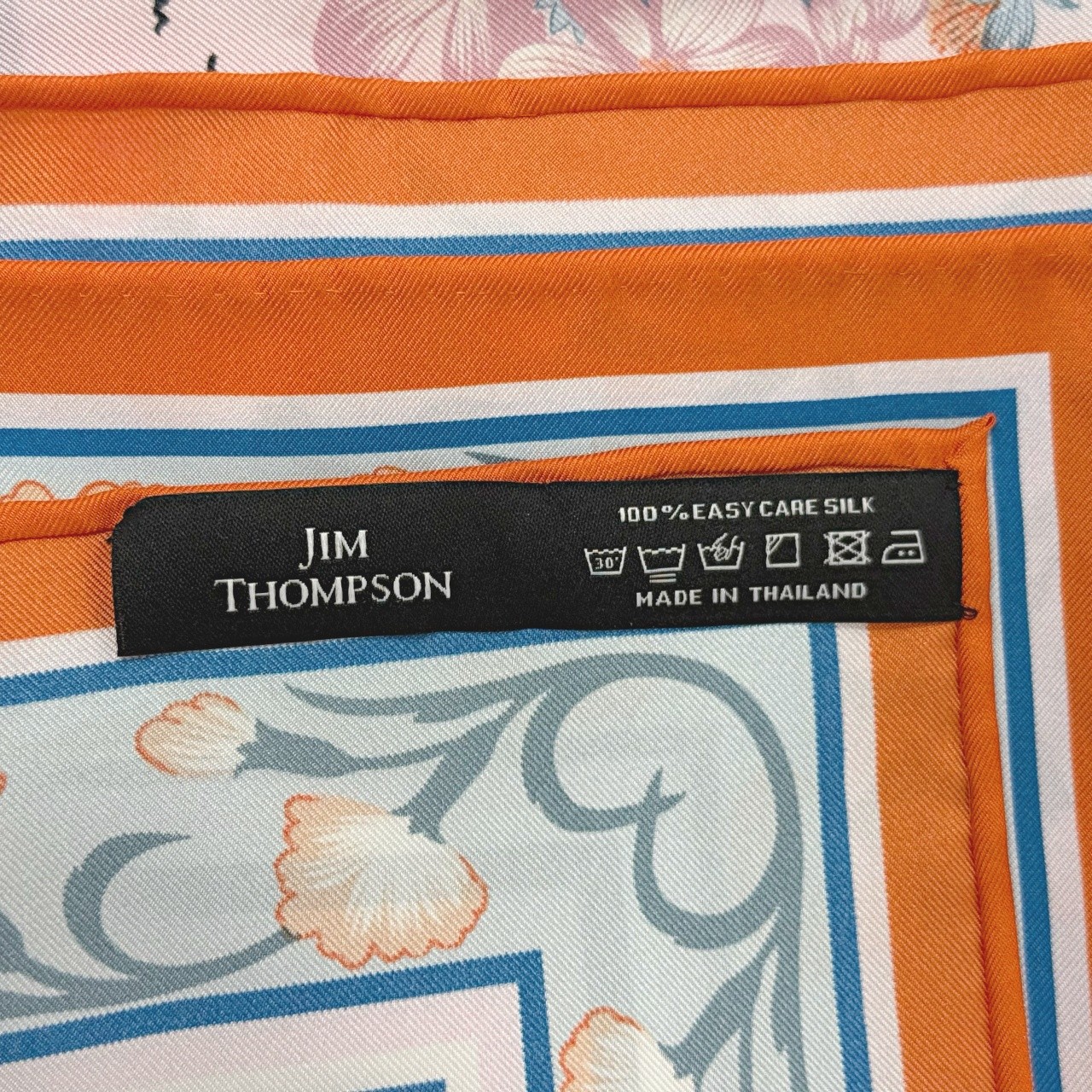 ジムトンプソンスカーフ(Jim Thompson scarf)-RWQAV_FLORALSILK_ORANGE