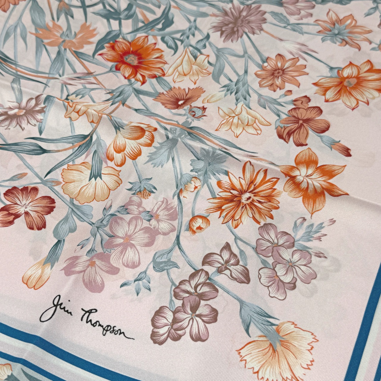 ジムトンプソンスカーフ(Jim Thompson scarf)-RWQAV_FLORALSILK_ORANGE